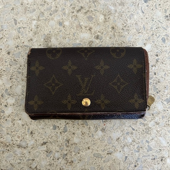 Louis Vuitton Mono snap wallet number 2 - Picture 1 of 8